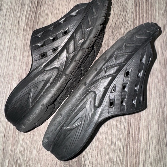 Hoka Black Slide Sandals W6 - Picture 6 of 10